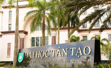 Đại học Tân Tạo