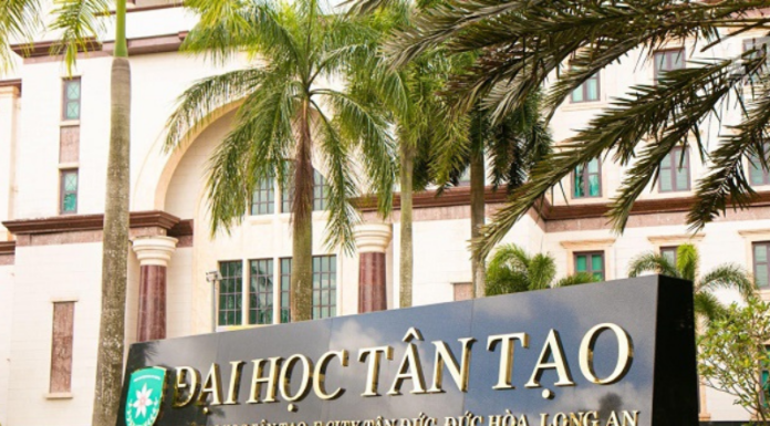Đại học Tân Tạo