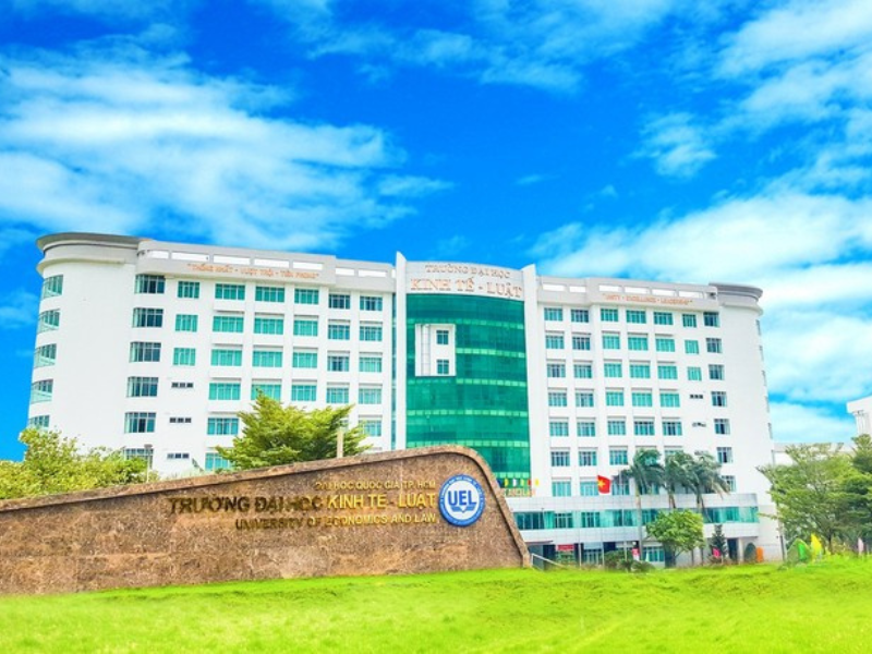 12 trường đào tạo ngành kinh doanh quốc tế tốt nhất 4 Đại học Kinh Tế – Luật