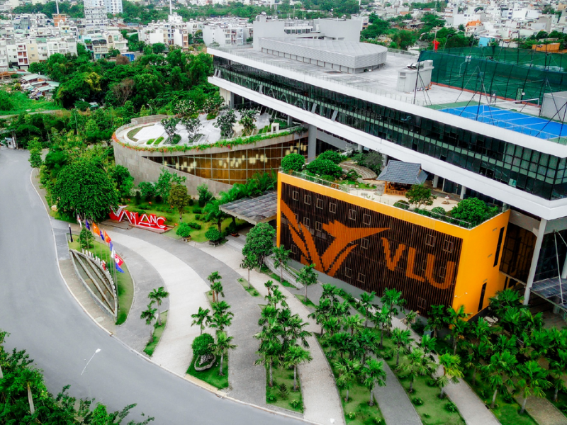 Điều dưỡng học trường nào? Top 9 trường đại học đào tạo điều dưỡng tốt nhất 8 Đại học Văn Lang