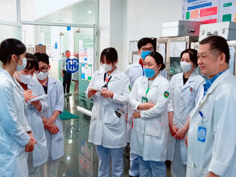 Ngành điều dưỡng học mấy năm? Chương trình chi tiết từng năm 3 Điều dưỡng học trường nào tốt