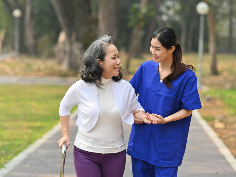 Ngành điều dưỡng học mấy năm? Chương trình chi tiết từng năm 2 Ngành điều dưỡng có dễ xin việc không