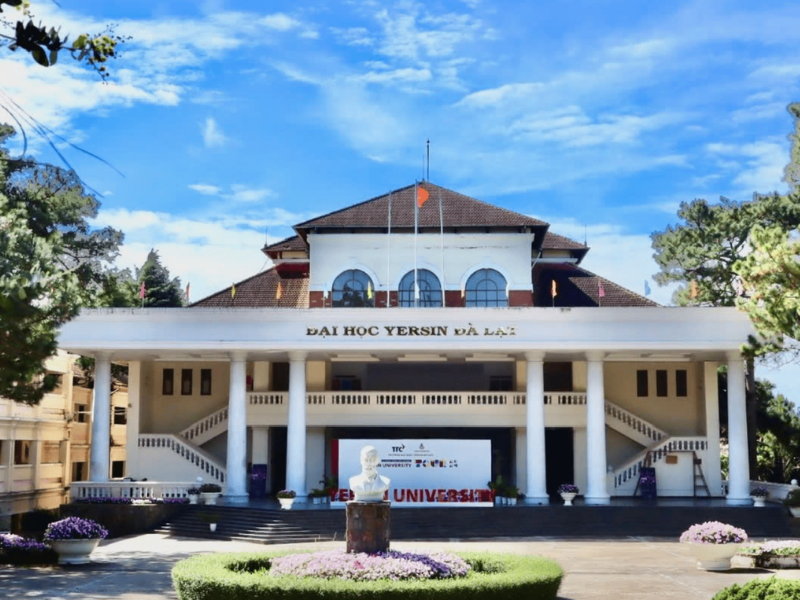 Công nghệ sinh học trường nào? Top 10 trường có ngành công nghệ sinh học tốt nhất 10 Trường Đại học Yersin Đà Lạt