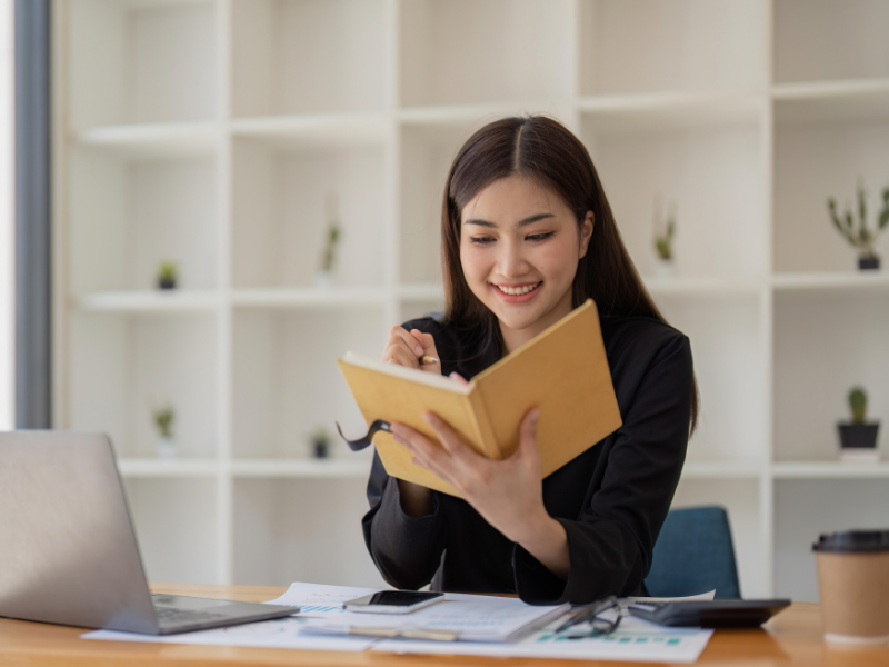 Con gái nên học ngành kinh tế nào? 9 ngành tiềm năng nhất 6 Kế toán - Kiểm toán
