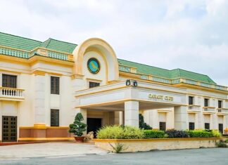 Hội trường Canary, Đại học Tân Tạo