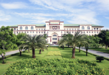 Trường Đại học Tân Tạo