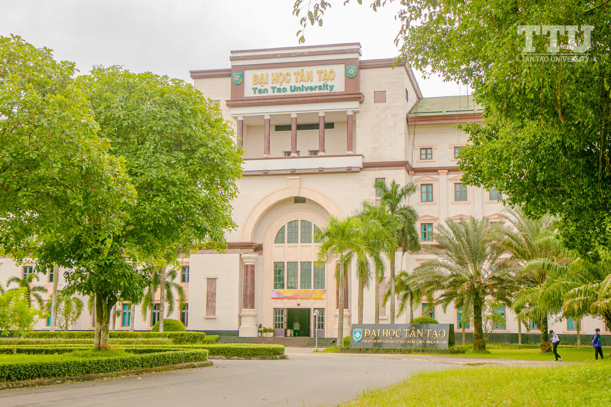 Vòng Bán kết Long An’s Got Talent Student lần 2, năm 2025: Sân chơi nghệ thuật bùng nổ tài năng trẻ tại Tỉnh Long An 10 Trường Đại học Tân Tạo là đơn vị đồng tổ chức cuộc thi Long An's Got Talent Student lần 2, năm 2025