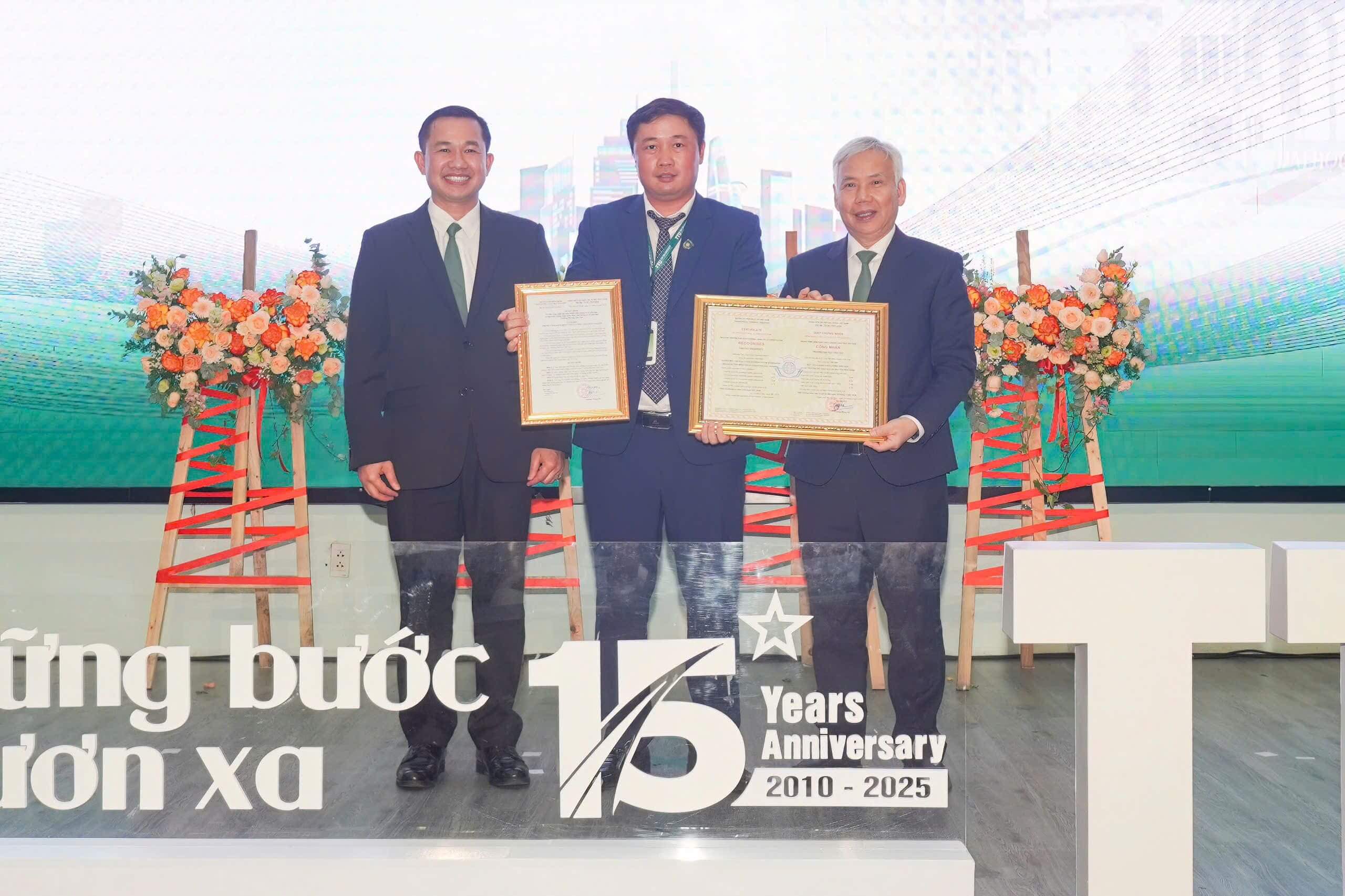 Chương trình học bổng tài năng toàn phần dành cho tân sinh viên trường Đại học Tân Tạo năm 2025 1 chuong trinh hoc bong tai nang toan phan danh cho tan sinh vien truong dai hoc tan tao nam 2025 02 min