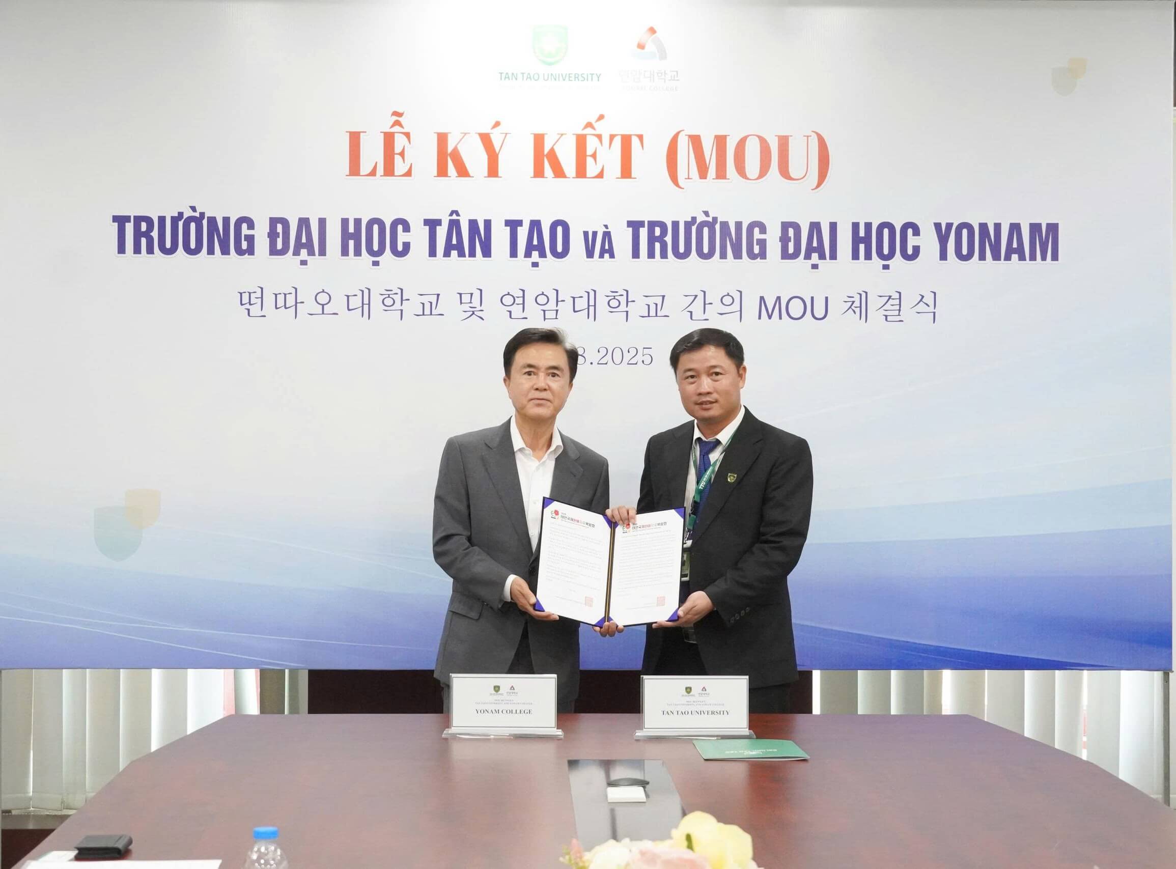 Trường Đại học Tân Tạo đón tiếp Thống đốc tỉnh Chungcheongnam-do và ký kết hợp tác chiến lược với Đại học Yonam (Hàn Quốc) 3 ky ket hop tac chien luoc voi dai hoc yonam han quoc tai truong dai hoc tan tao 4