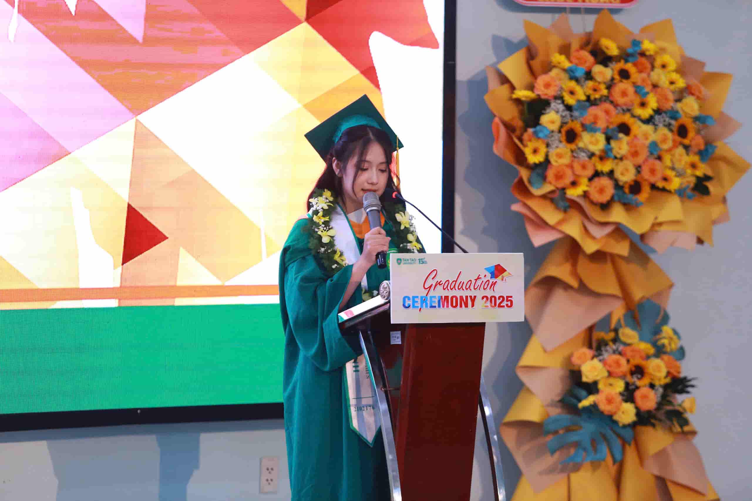 TRƯỜNG ĐẠI HỌC TÂN TẠO TỔ CHỨC LỄ TỐT NGHIỆP NĂM 2025 8 Lễ tốt nghiệp tại Trường Đại học Tân Tạo năm 2025