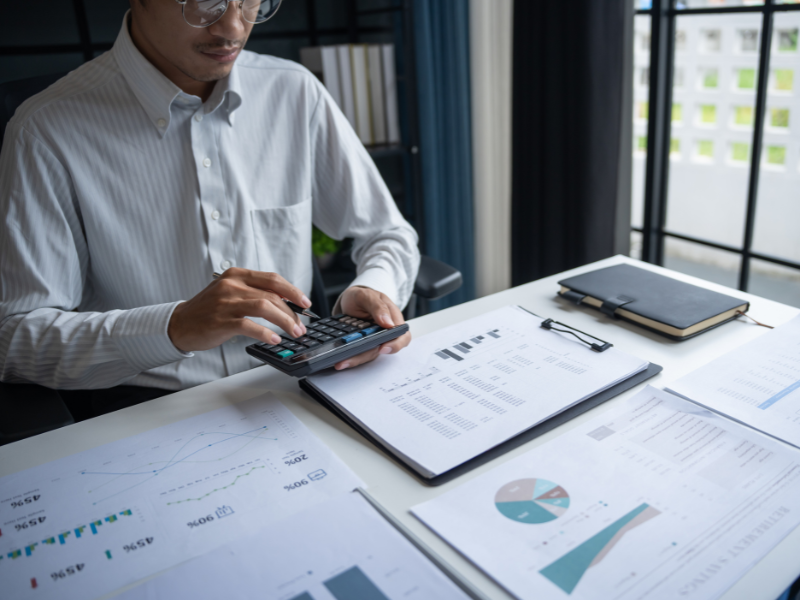 Tài chính - Đầu tư (Finance & Investment)