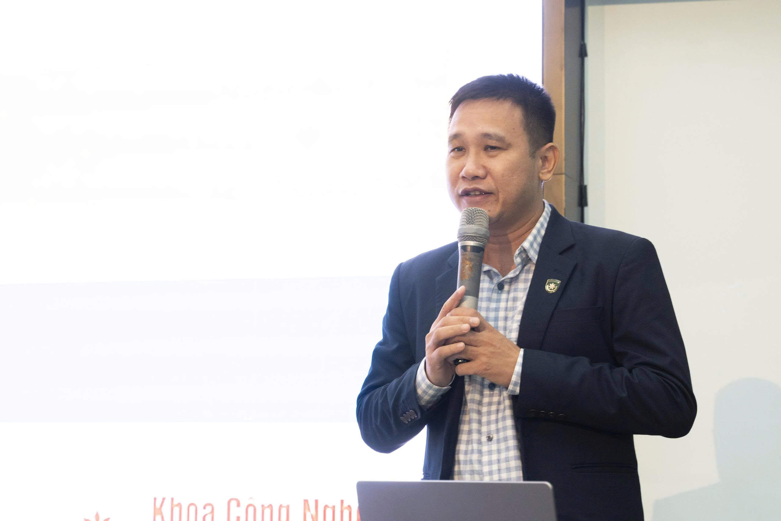 tap huan ung dung tri tue nhan tao ai vao giang day cho giao vien thpt toan tinh tay ninh 1 1