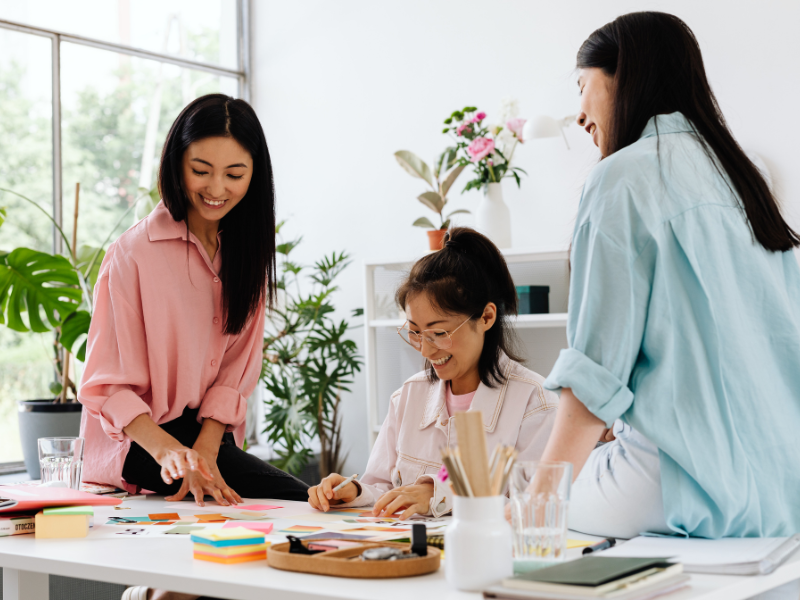 Con gái có nên học truyền thông đa phương tiện không?