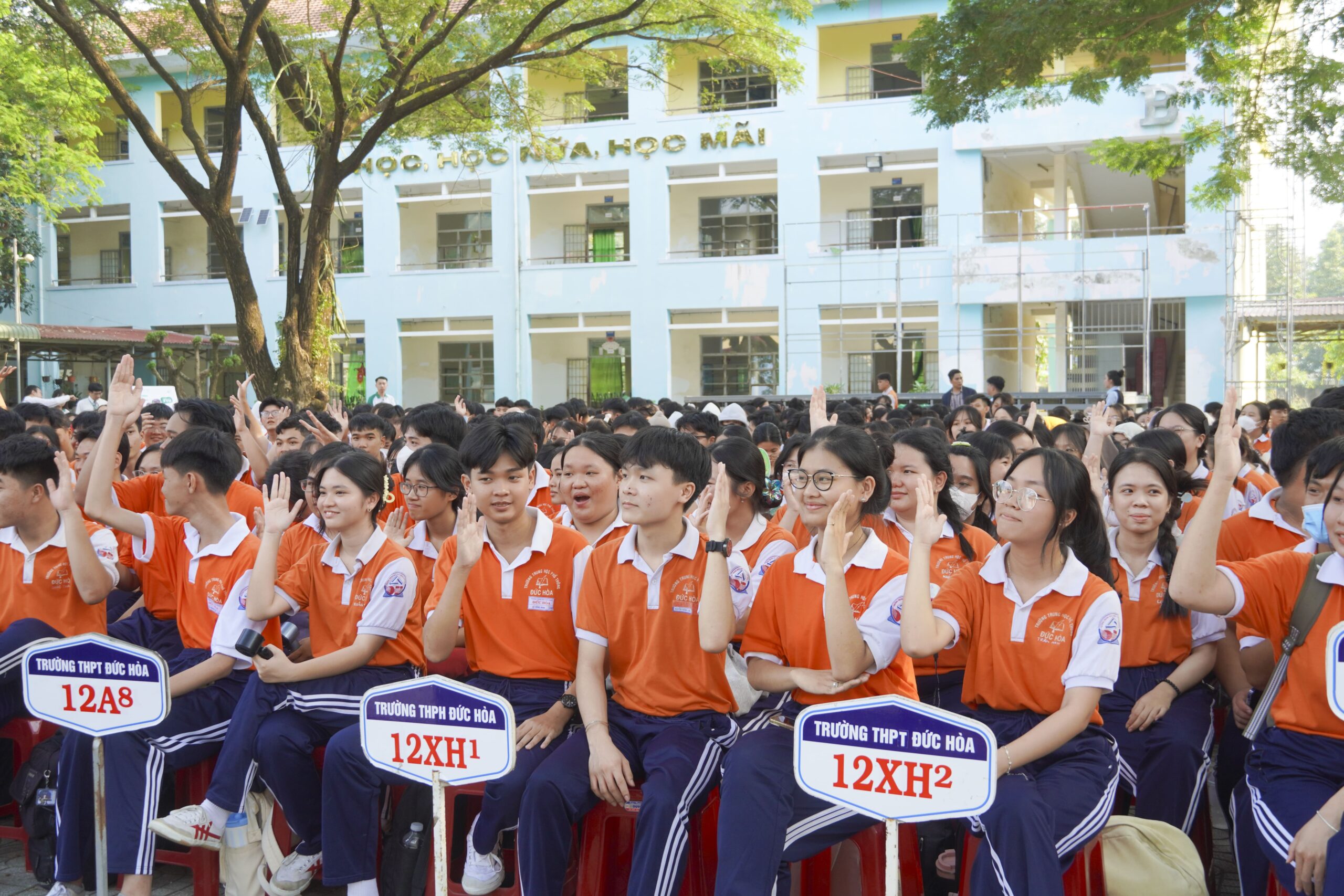 hoc sinh thpt duc hoa hao hung voi workshop chon nganh hay chon tuong lai 5 scaled