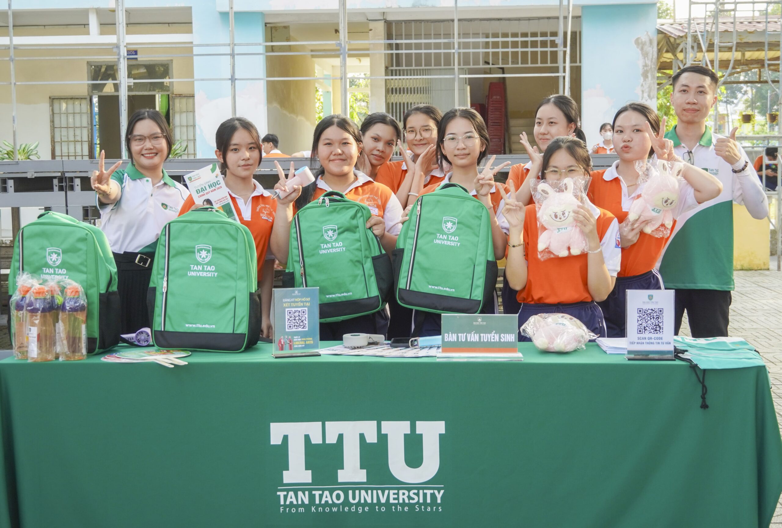 hoc sinh thpt duc hoa hao hung voi workshop chon nganh hay chon tuong lai 7 scaled