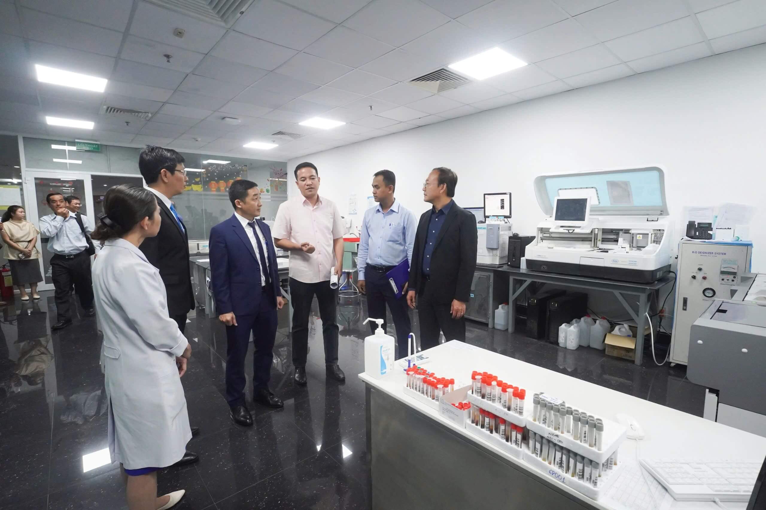 Bệnh viện Đại học Y Tân Tạo với hệ thống cơ sở vật chất và phòng thí nghiệm hiện đại là nơi sinh viên Y khoa TTU được thực tập, rèn luyện kỹ năng lâm sàng.