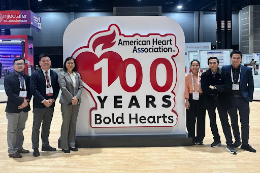 Dr. Vu Tri Loc representing the TTU research team at the 100th American Heart Association (AHA) Scientific Sessions.
