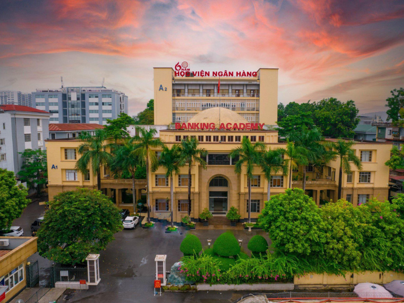 Học Viện Ngân Hàng