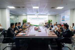 TAN TAO UNIVERSITY WELCOMES DELEGATION FROM THE LAO PDR CENTRAL HEALTH PROTECTION DEPARTMENT 1 1782996895571 8003548922357030797 g7258215696170236965 d518e06c4061cfa039745d84807e8a47