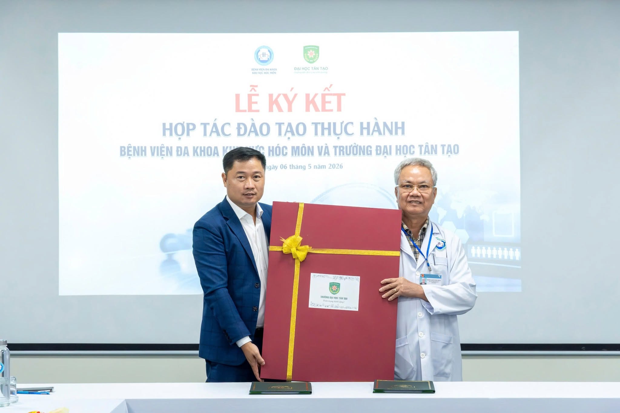 TTU MỞ RỘNG MẠNG LƯỚI ĐÀO TẠO THỰC HÀNH: CHÍNH THỨC KÝ KẾT HỢP TÁC CÙNG BỆNH VIỆN ĐA KHOA KHU VỰC HÓC MÔN 3 689012012 1384430357042192 7122444255719701388 n 1