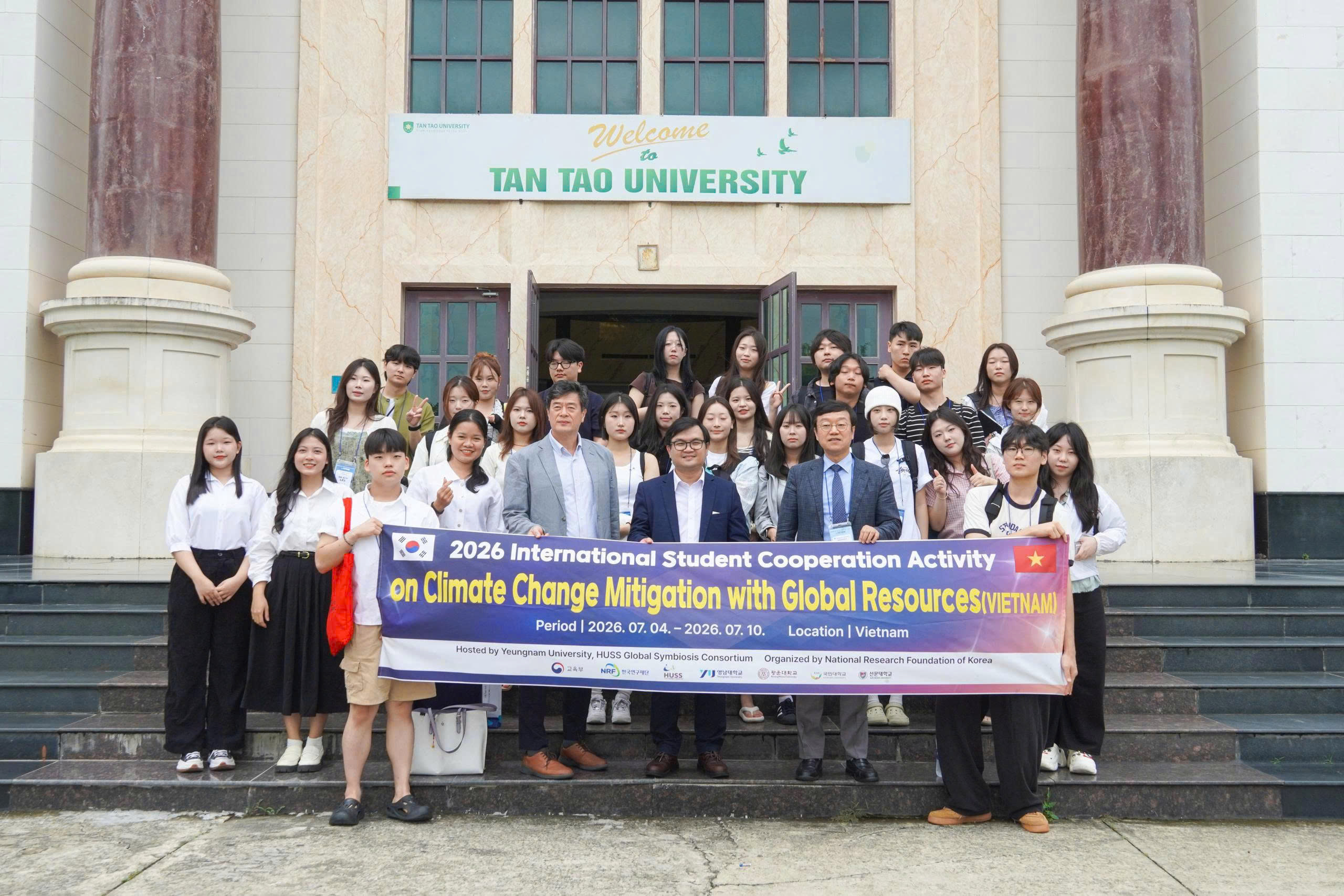 TRƯỜNG ĐẠI HỌC TÂN TẠO – LỰA CHỌN ĐA NGÀNH NGAY TẠI TÂY NINH 3 Sinh viên Hàn Quốc trao đổi học tập, giao lưu văn hoá tại TTU