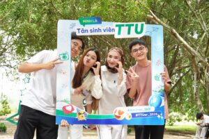 BÙNG NỔ NĂNG LƯỢNG VỚI: "TUẦN SINH HOẠT ĐẦU KHOÁ TÂN SINH VIÊN 2026" 4 784617502 1481620670656493 1521642785612982809 n