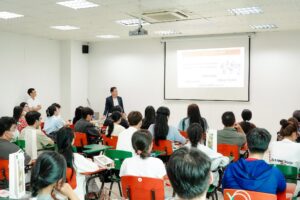 BÙNG NỔ NĂNG LƯỢNG VỚI: "TUẦN SINH HOẠT ĐẦU KHOÁ TÂN SINH VIÊN 2026" 1 785819365 2262147628042108 5053819804904123005 n