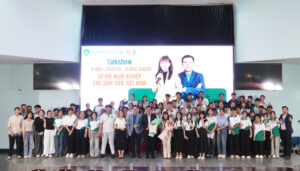 TALKSHOW “GLOBAL LOGISTICS – GLOBAL CAREER” | MỞ RỘNG CƠ HỘI NGHỀ NGHIỆP TOÀN CẦU 1 1790764917022 4746355378105974081 g7258215696170236965 d92c3b1d7cc1670d887ada226395fbf3 e1790839082151