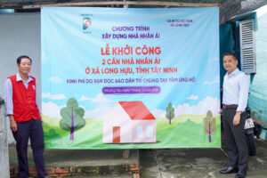 TRƯỜNG ĐẠI HỌC TÂN TẠO TRAO TẶNG KINH PHÍ HỖ TRỢ XÂY DỰNG 2 CĂN NHÀ NHÂN ÁI TẠI XÃ LONG HỰU, TỈNH TÂY NINH 1 1791359894053 8003548922357030797 g7258215696170236965 fbaa4ae9742b47172d86de75c6a82bfc